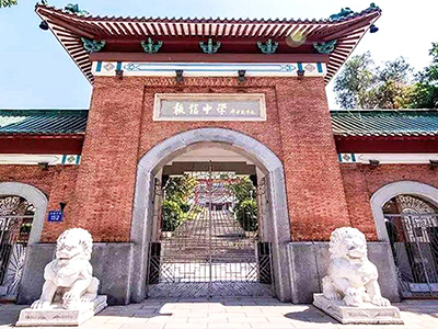 廣州市大學中小學校園單位LED護眼教室燈/LED黑板燈/節能燈改（gǎi）造案例