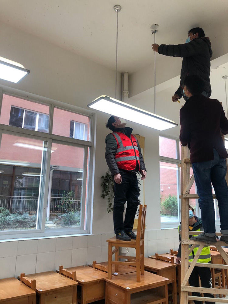 教室專用格柵燈是什麽樣的？