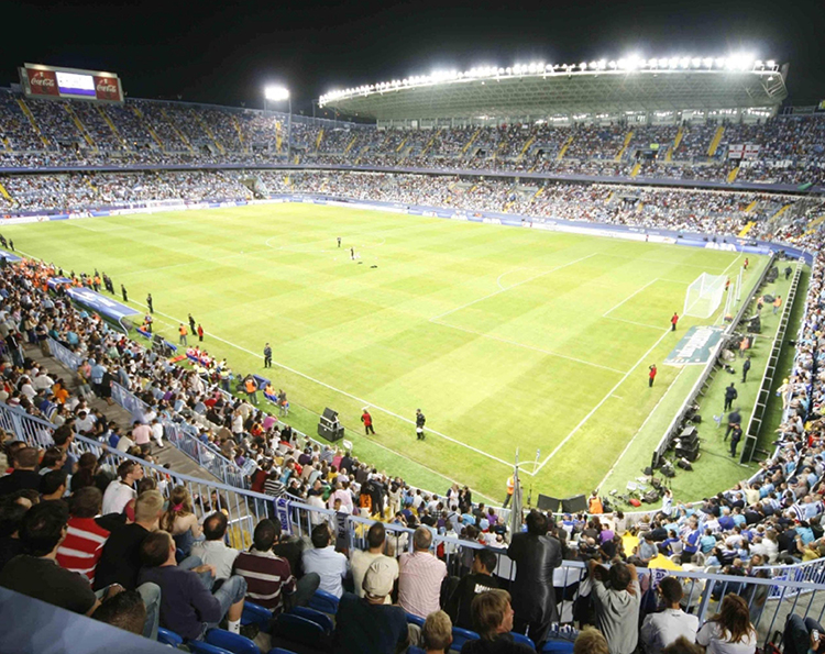 足球場專用(yòng)燈