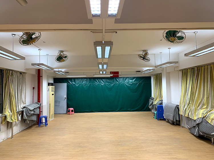 舞蹈教LED節（jiē）能護眼燈光改造案例（八旗二馬路小學東校區舞蹈（dǎo）室）